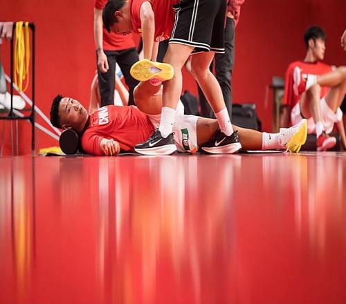 激战正酣,利雅得青年,队迎战阿尔,新葡京,新葡京app,新葡京娱乐,新普京赌场